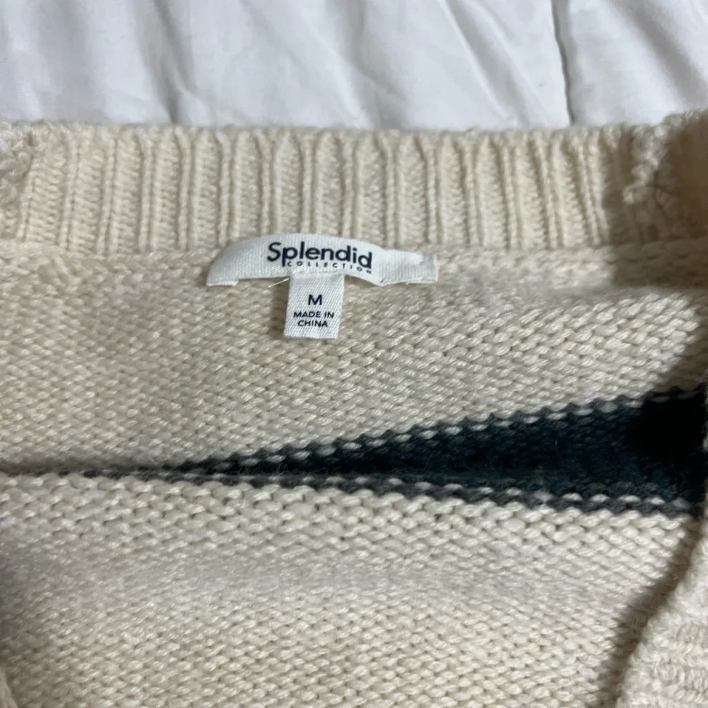 SPLENDID cardigan - Picture 15 of 15